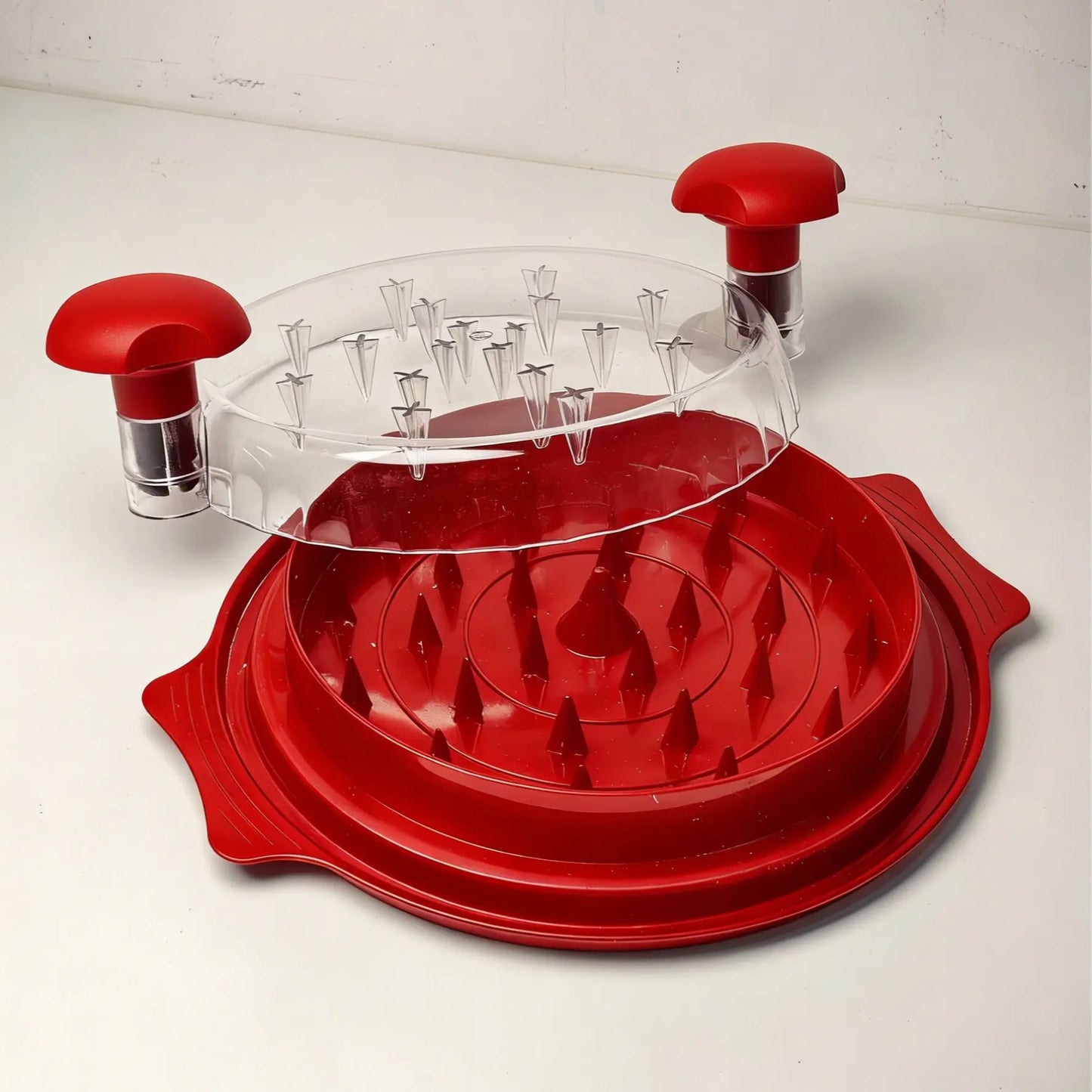 Large Chicken Shredder Tool with Visible Lid Ergonomic Handle BPA Free Dishwasher Safe for Meat Vegetables and Kitchen Use